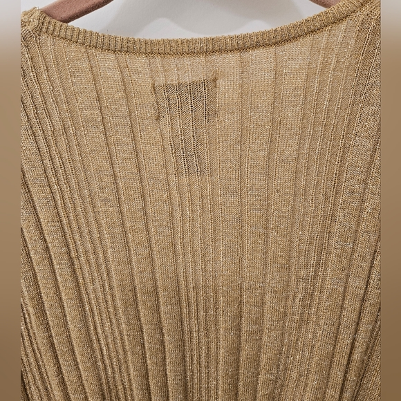 Chico's Gold Metallic Jersey - Chico's Size 2 - NWOT - Picture 9 of 9